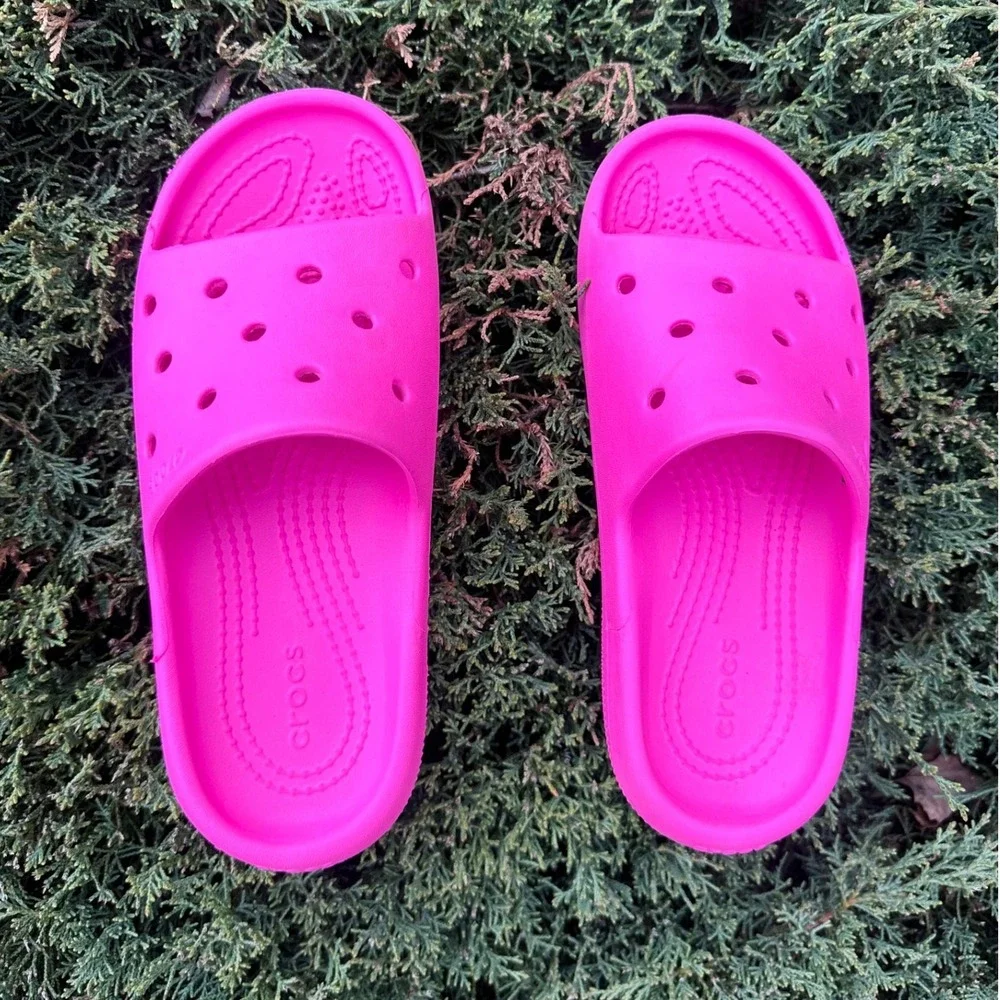Crocs‎ Classic Slide V2 Little Kids Sandals Size J2 Pink